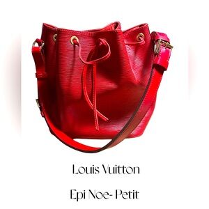 Louis Vuitton Perot version of Epi. Gorgeous vibrancy to the bag. Red lips. ✔️